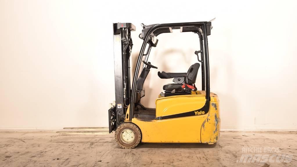 Yale ERP 20 VT شاحنات ذات رافعات شوكية تعمل بالكهرباء