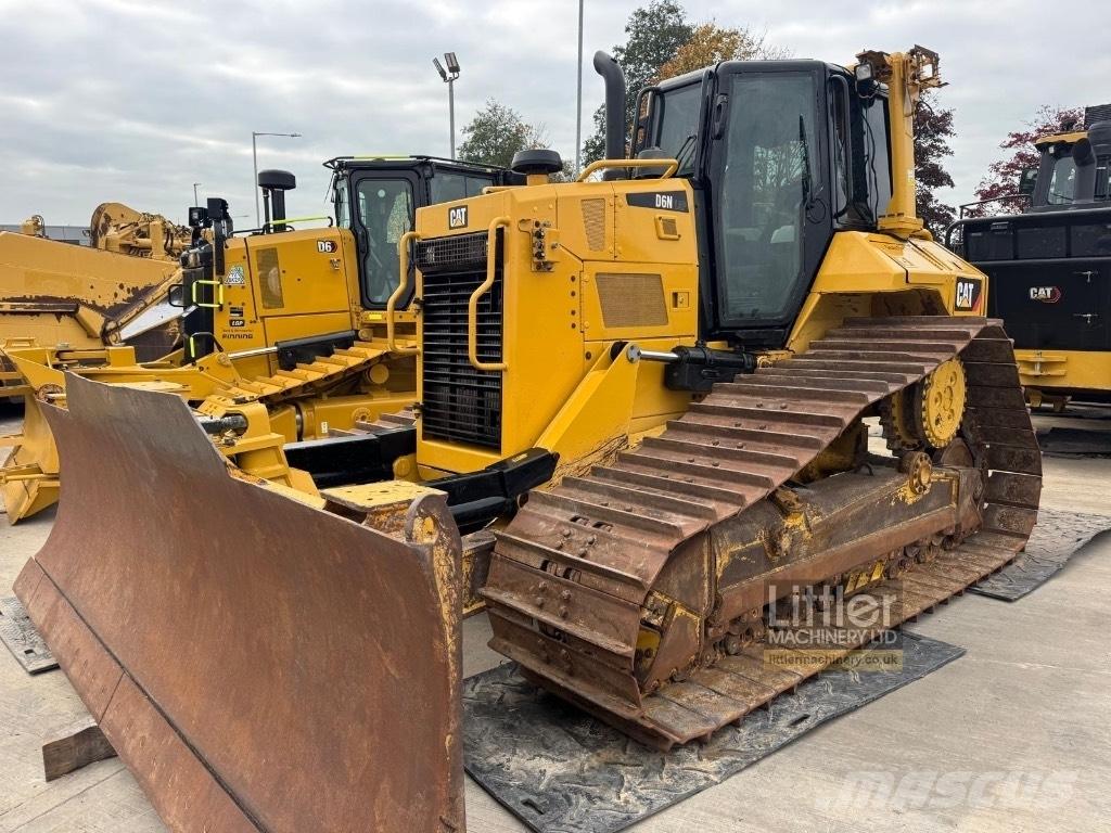 CAT D 6 N LGP بلدوزرات مجنزرة
