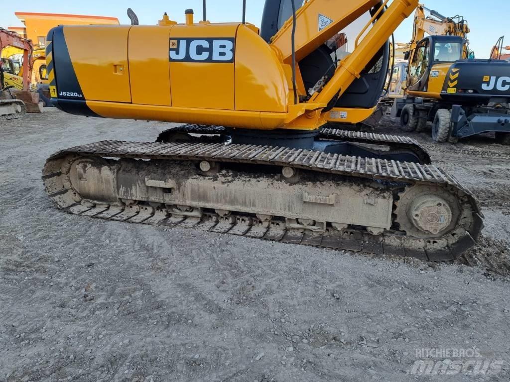 JCB JS 220 LC حفارات زحافة
