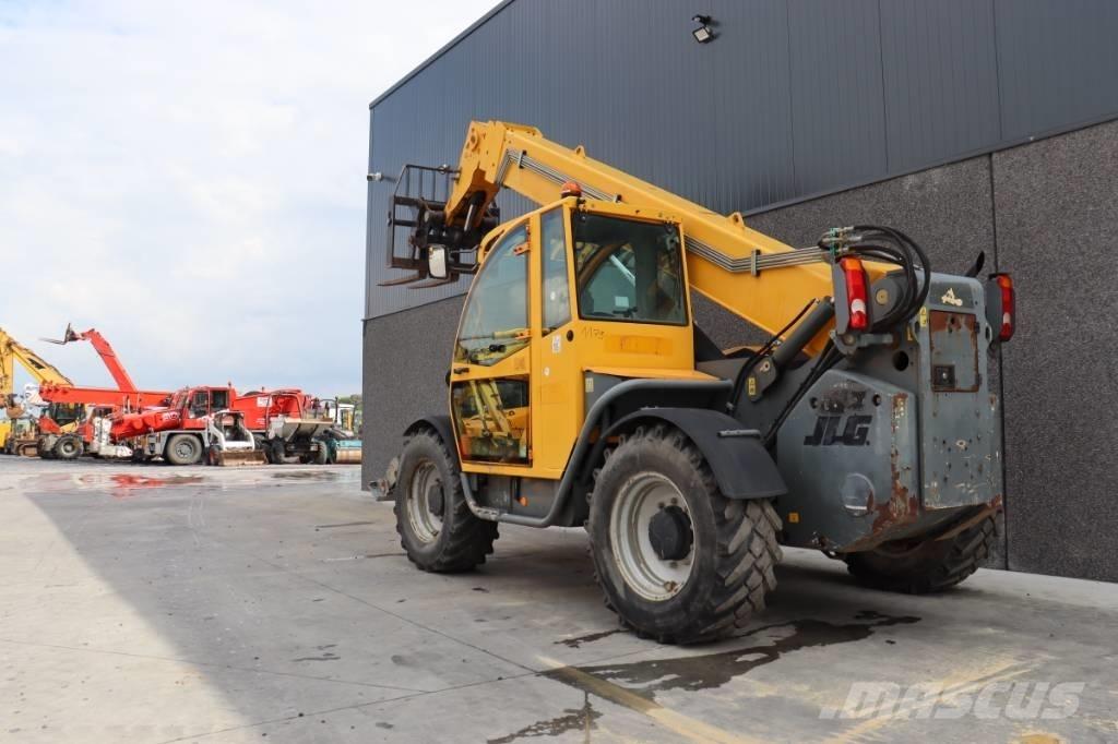 JLG 3513 PS مناولات متداخلة
