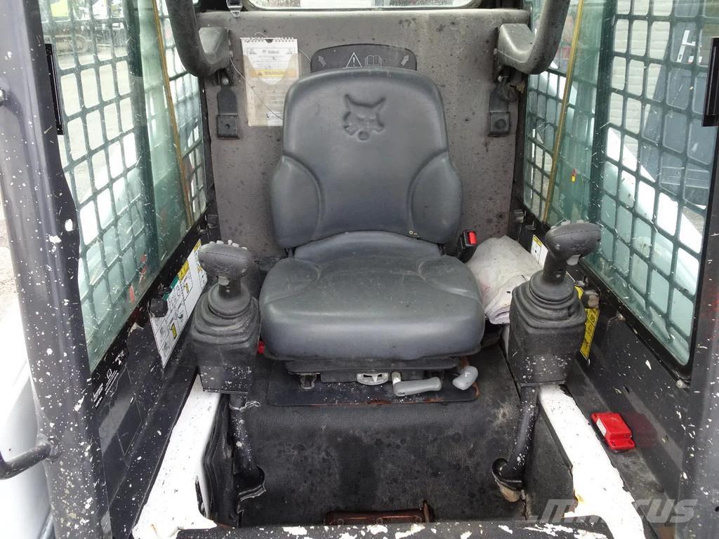 Bobcat S100 لوادر انزلاقية التوجيه