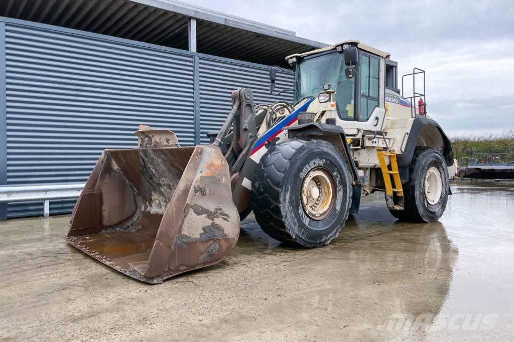 Volvo L 150H لوادر بعجل