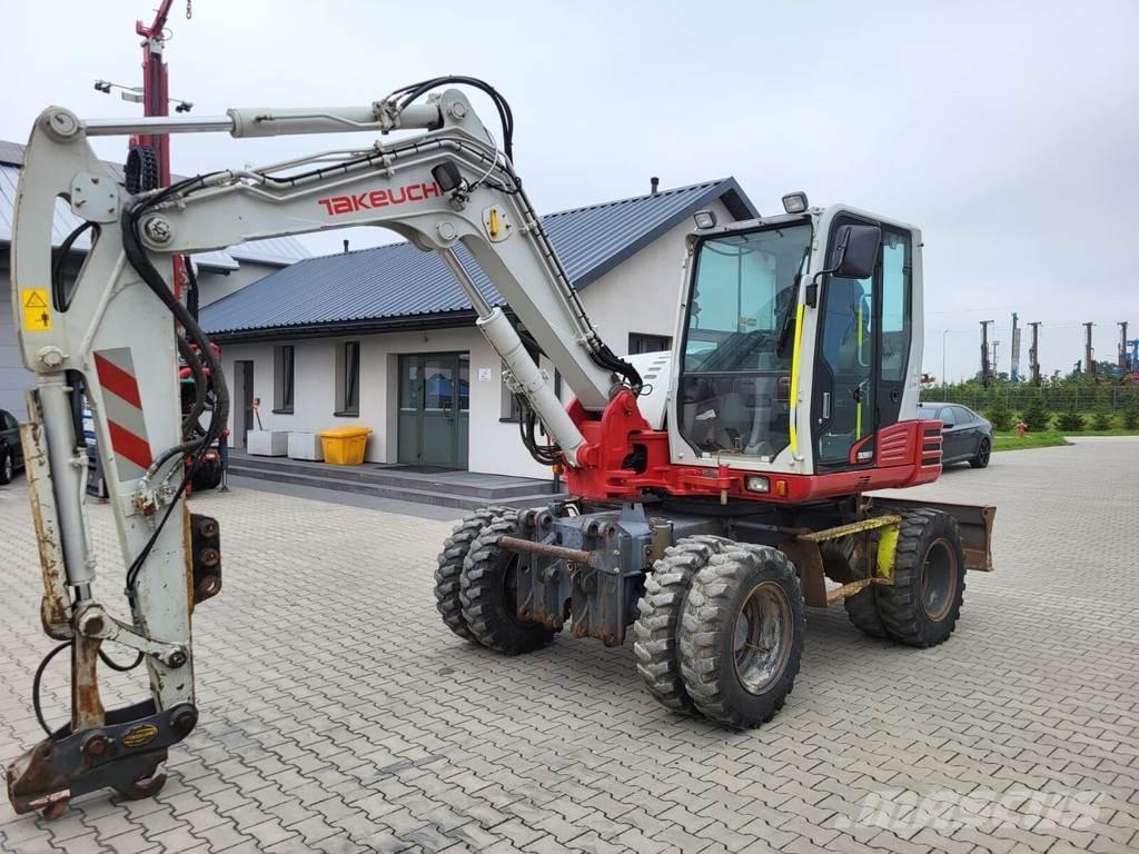 Takeuchi TB295W حفارات وسط 7 طن - 12 طن