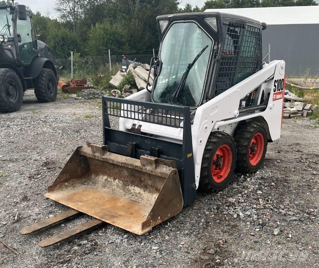 Bobcat S 100 لوادر انزلاقية التوجيه