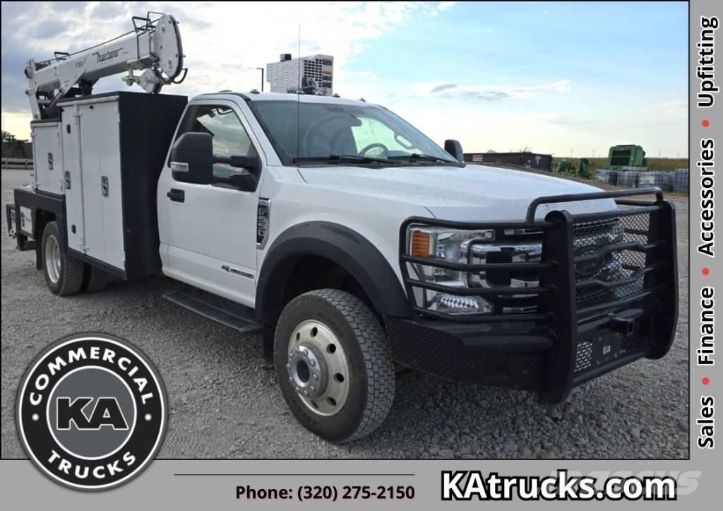 Ford F 550 XL SD رافعات مجنزرة