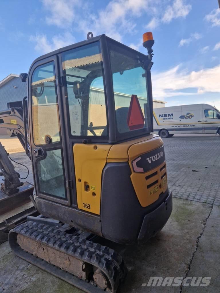 Volvo EC 20 D حفارات صغيرة أقل من 7 طن (حفارات صغيرة)