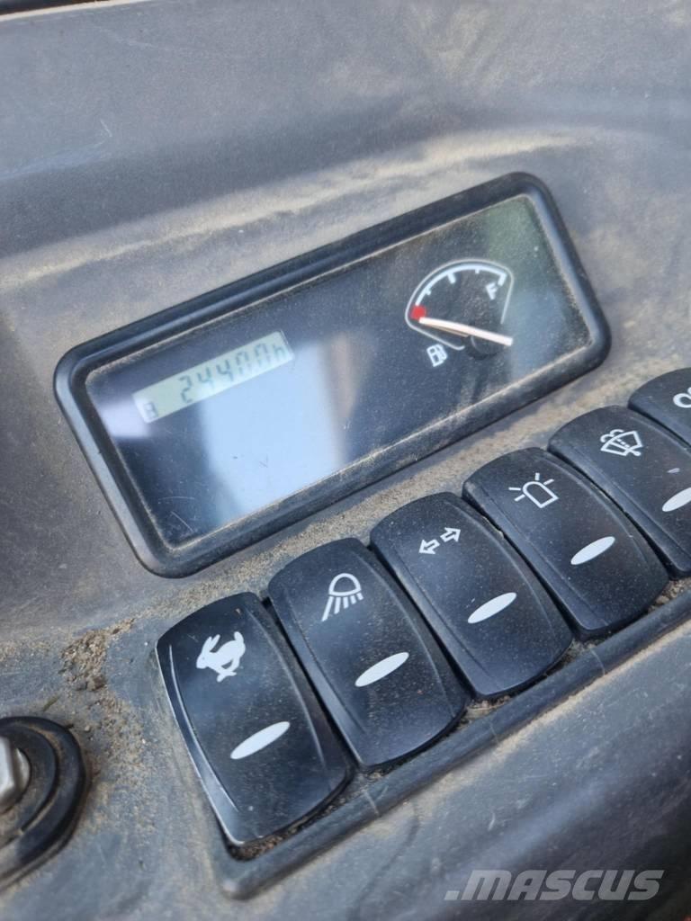 Volvo EC 20 D حفارات صغيرة أقل من 7 طن (حفارات صغيرة)