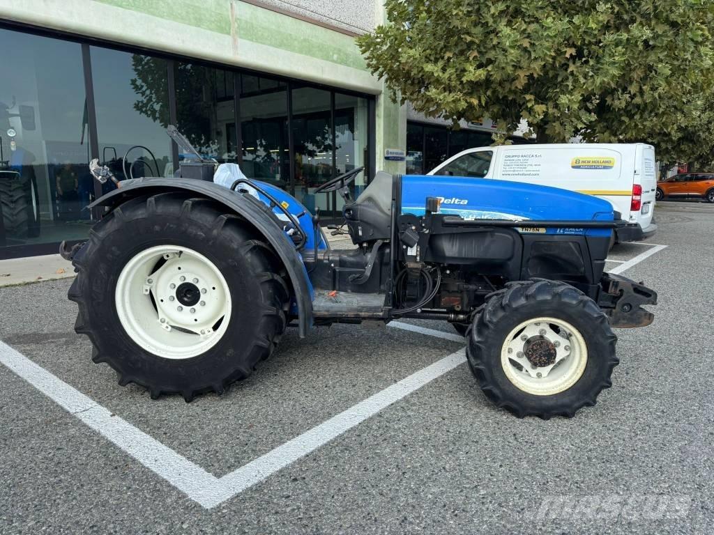 New Holland TN 75 NA الجرارات