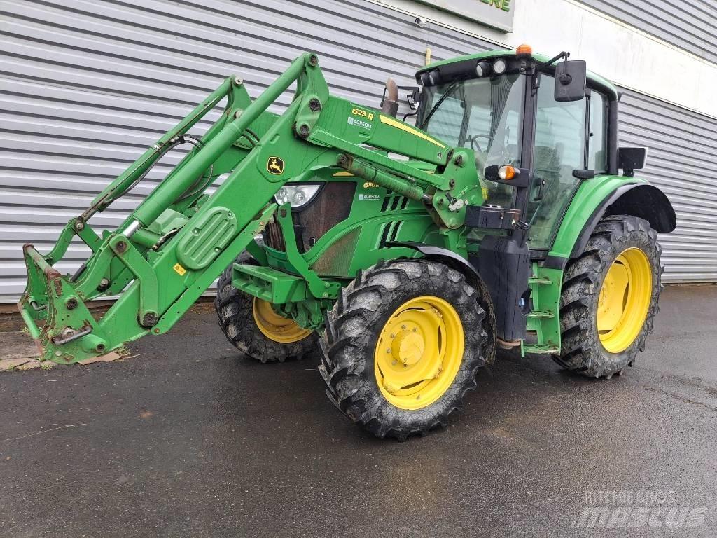 John Deere 6110 الجرارات
