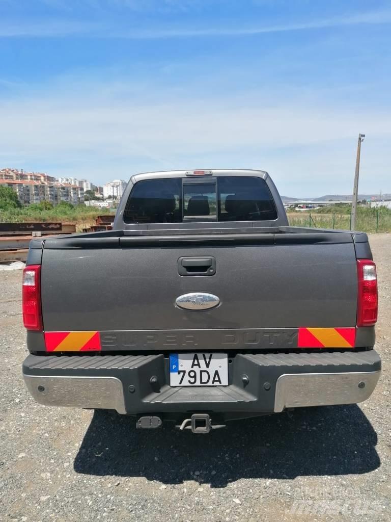 Ford F 250 شاحنات خفيفة/مفصلية الجوانب