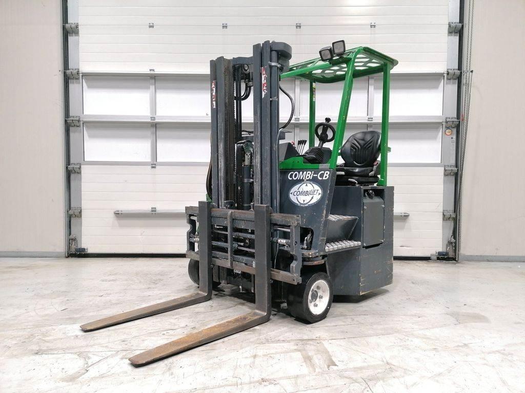 Combilift CB2500 لوادر جانبية