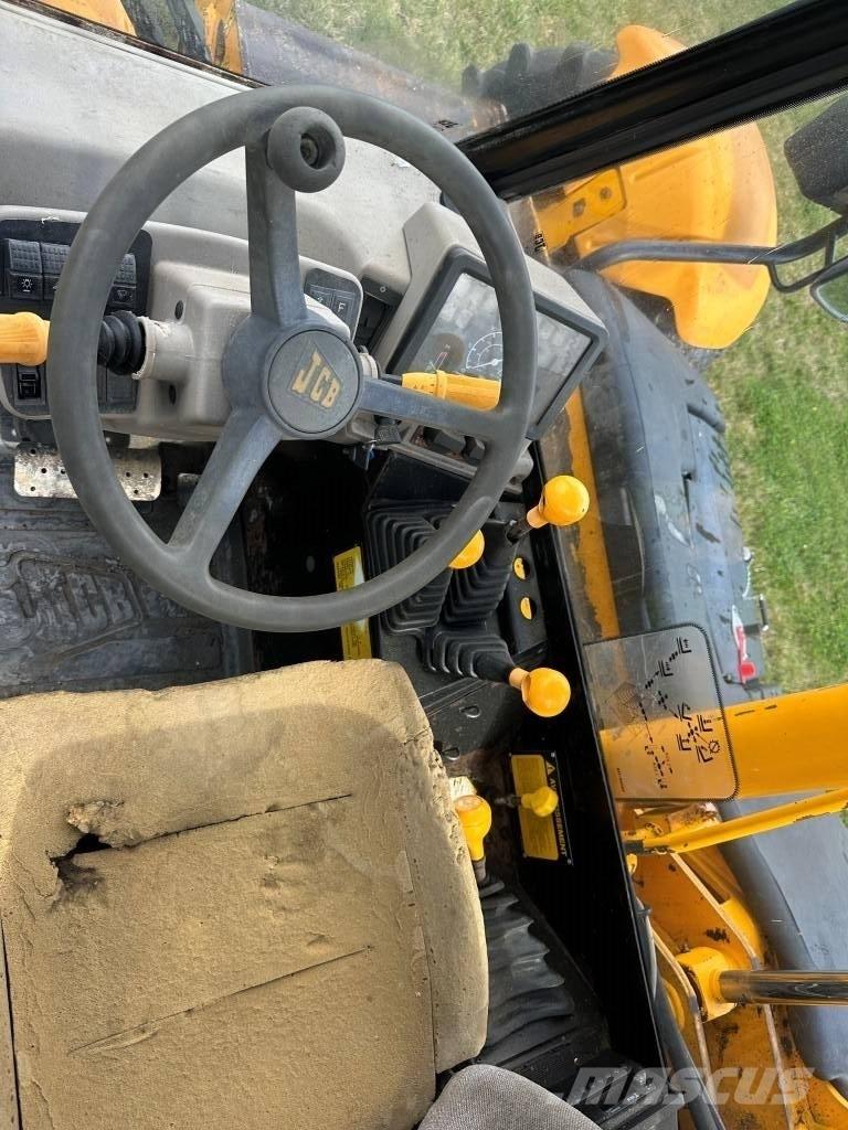 JCB 526 معدات مناولة لأغراض الزراعة