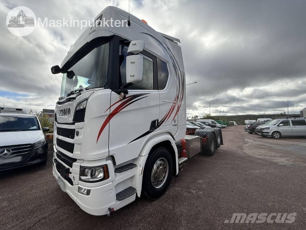 Scania R 520 وحدات الجر