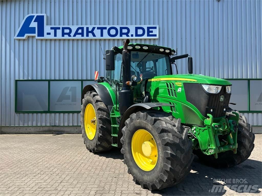 John Deere 6215R الجرارات