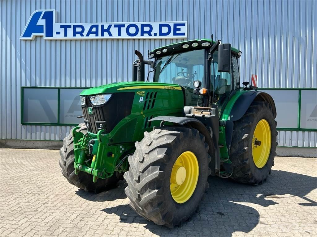John Deere 6215R الجرارات
