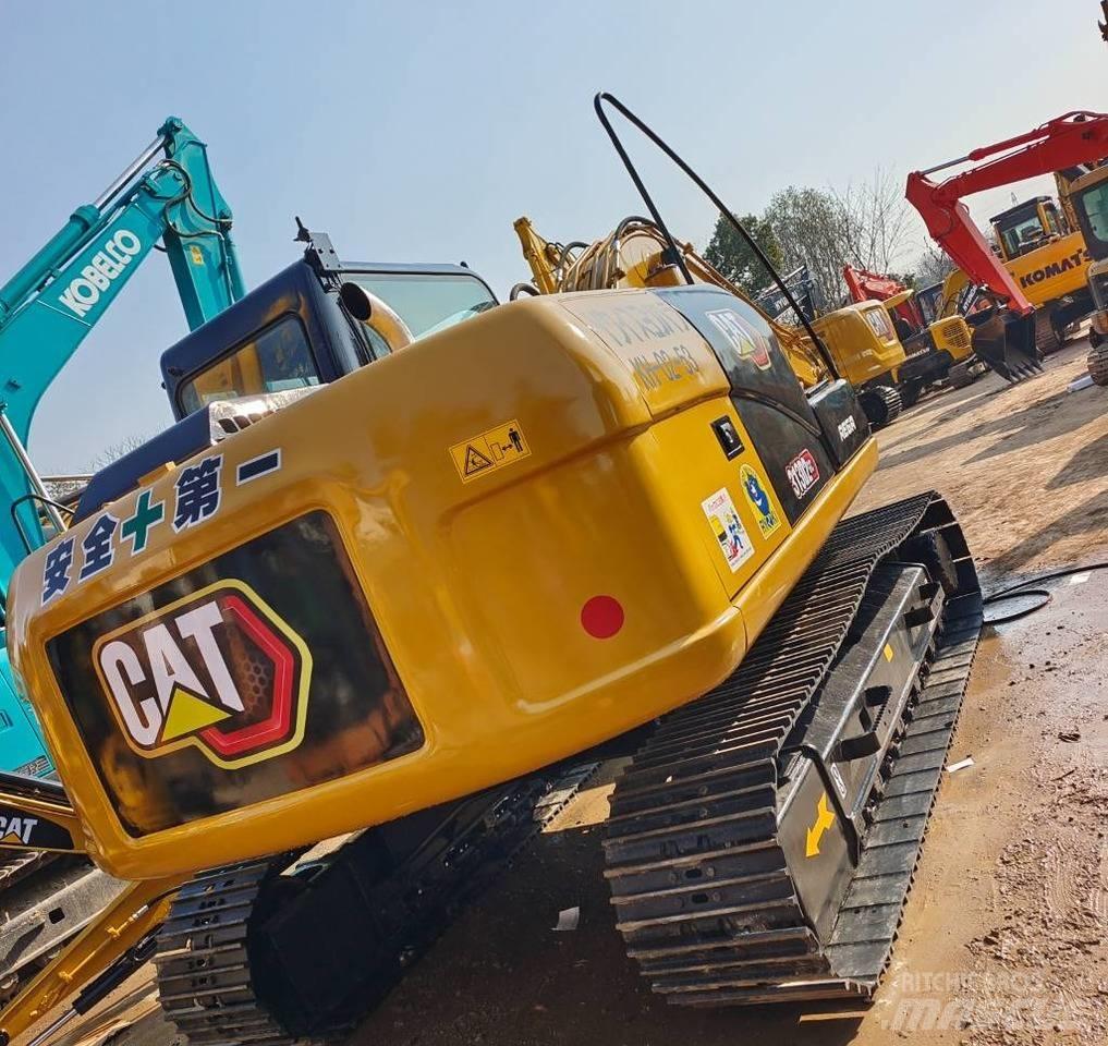 CAT 313D2GC حفارات زحافة