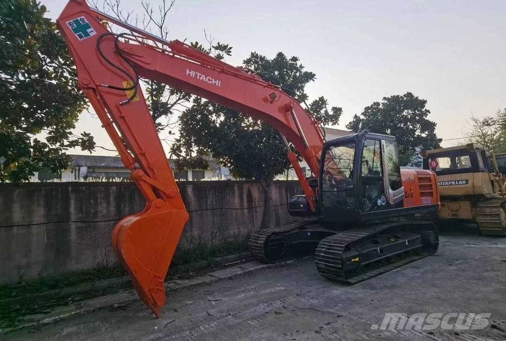 Hitachi ZX 200 حفارات زحافة