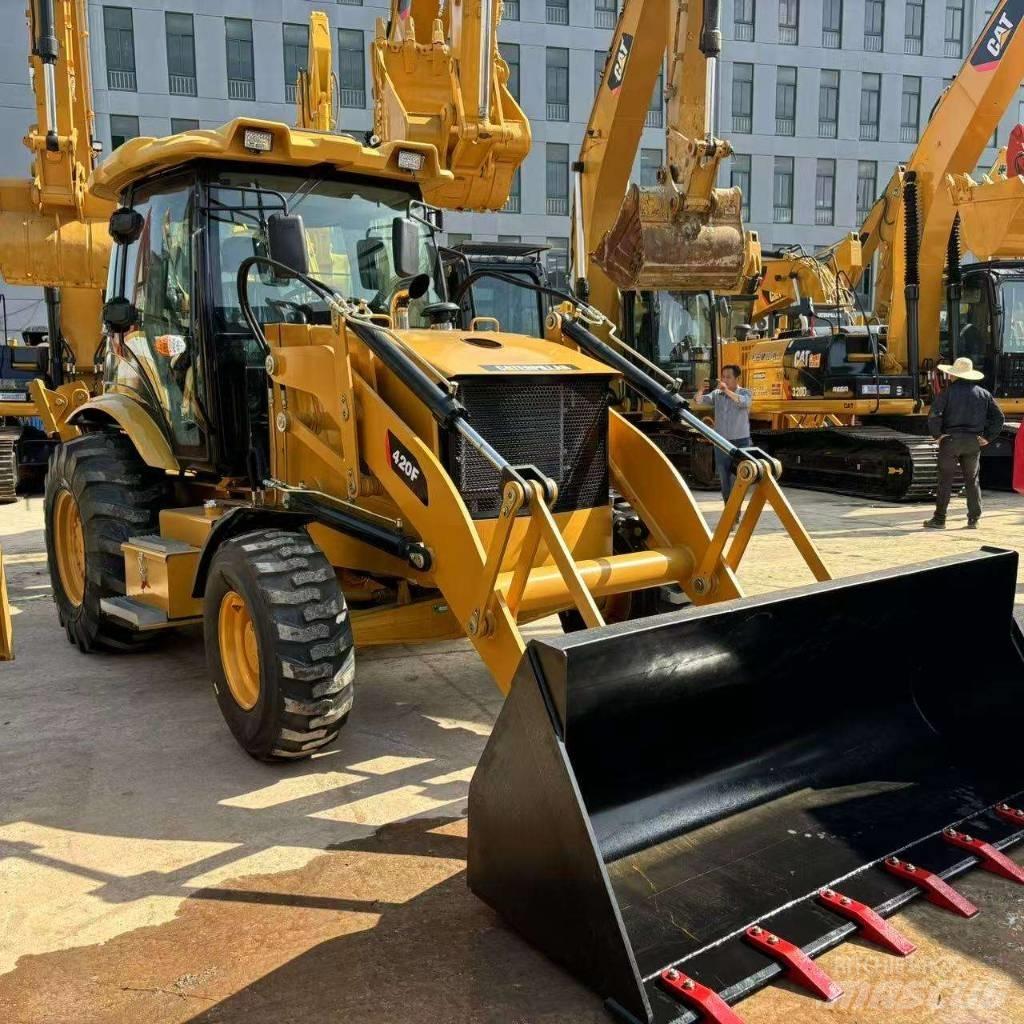 CAT 420 F لوادر ذات جرافات عكسية