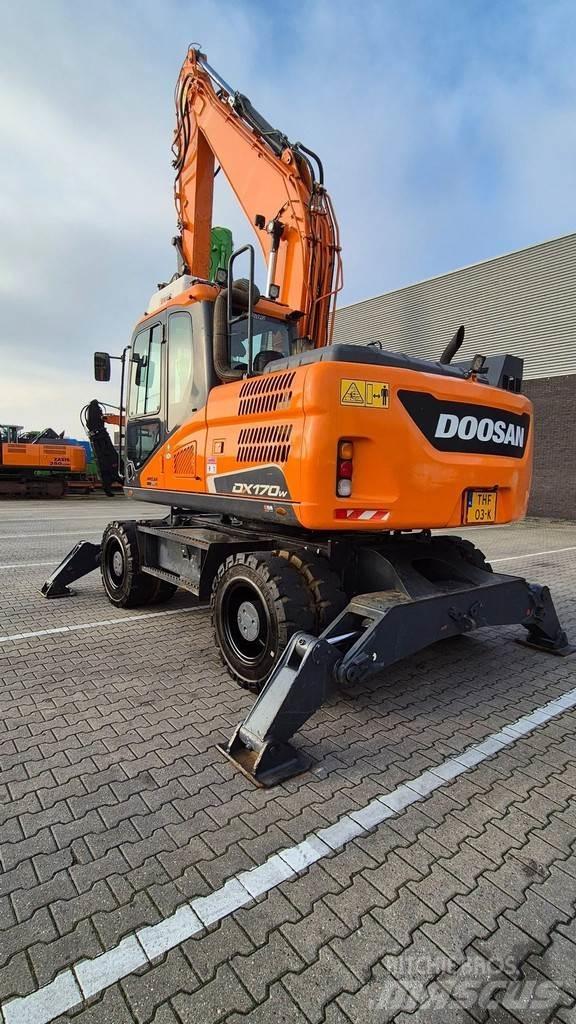 Doosan DX170W-5 حفارات بعجل