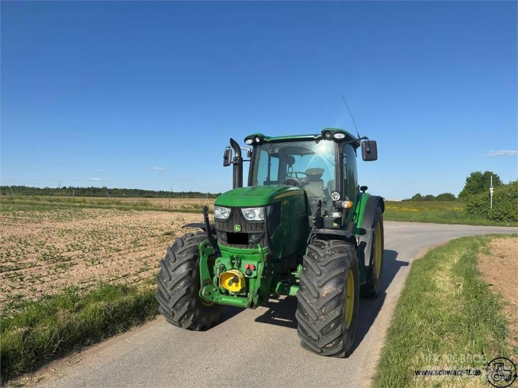 John Deere 6115R الجرارات