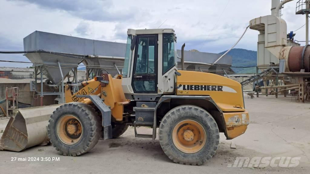 Liebherr L 514 الشاسيه والتعليق