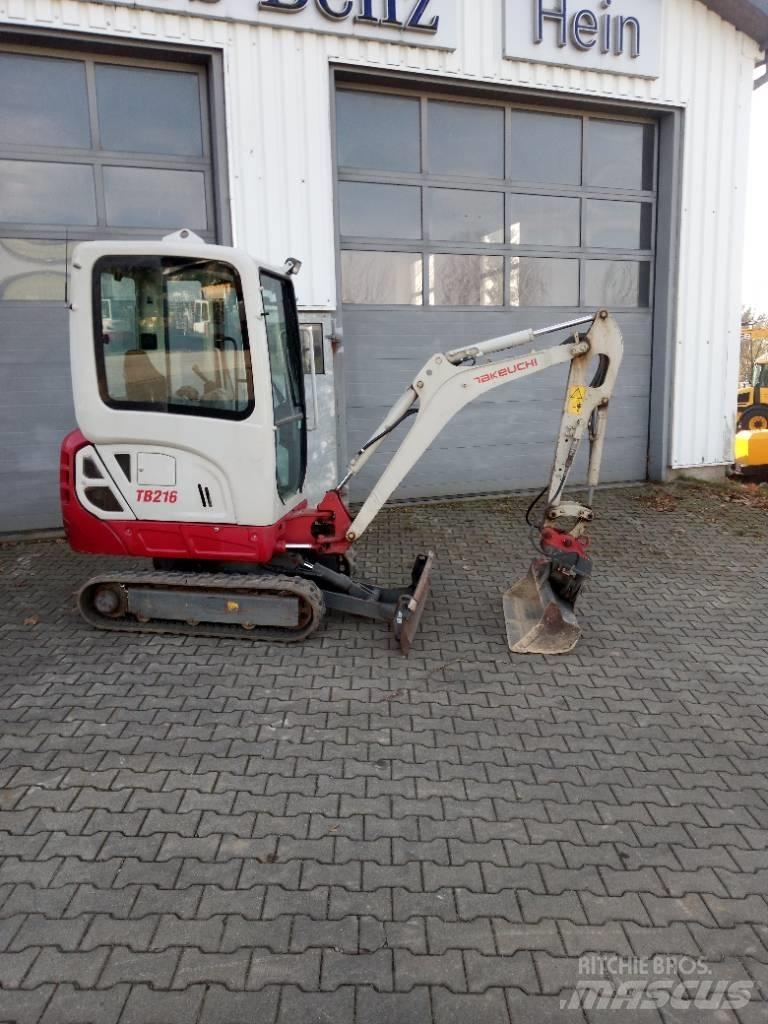 Takeuchi TB 216 حفارات صغيرة أقل من 7 طن (حفارات صغيرة)
