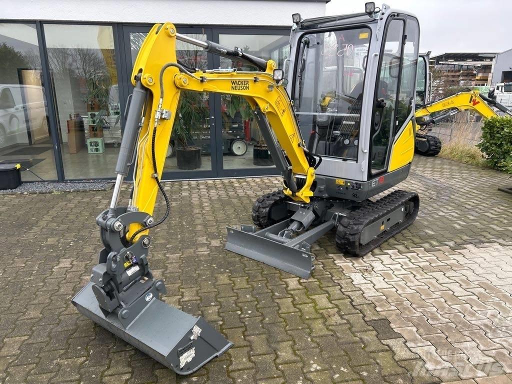 Wacker Neuson ET18 حفارات زحافة