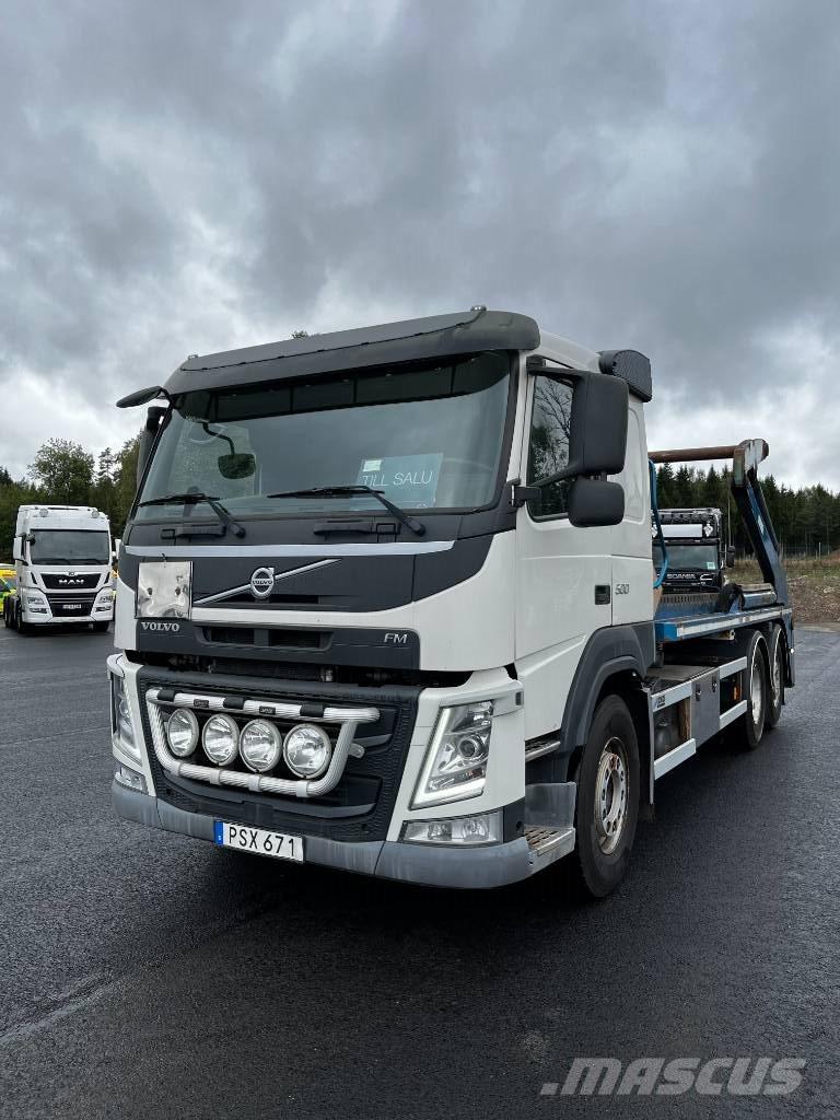 Volvo FM 6X2 شاحنات لوادر