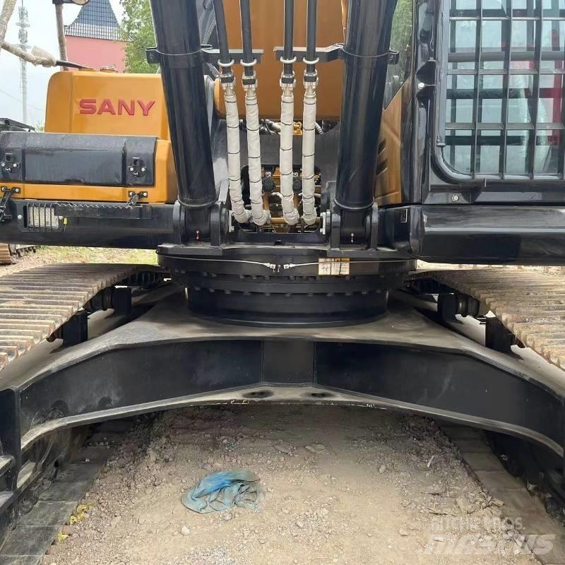 Sany SY 305 H حفارات زحافة