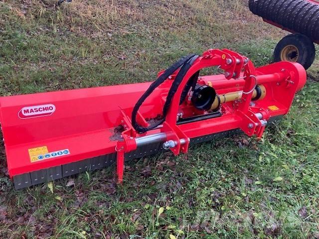 Maschio Brava 250 L جزازات وأغطية المراعي