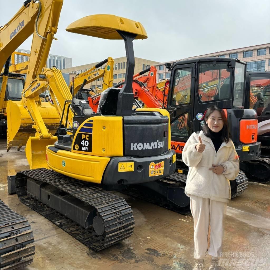 Komatsu PC 40 MR حفارات صغيرة أقل من 7 طن (حفارات صغيرة)