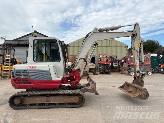 Takeuchi TB 250 حفارات صغيرة أقل من 7 طن (حفارات صغيرة)