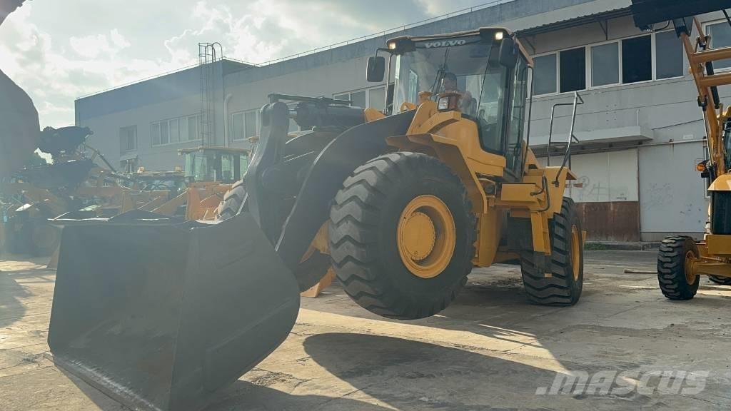 Volvo L 105 لوادر بعجل