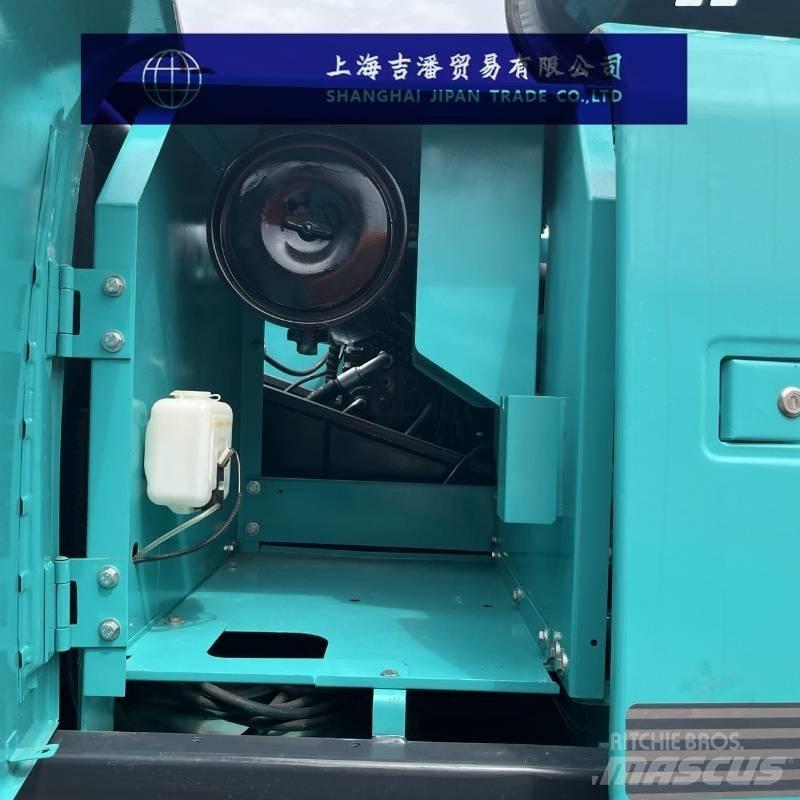 Kobelco SK 210 حفارات زحافة