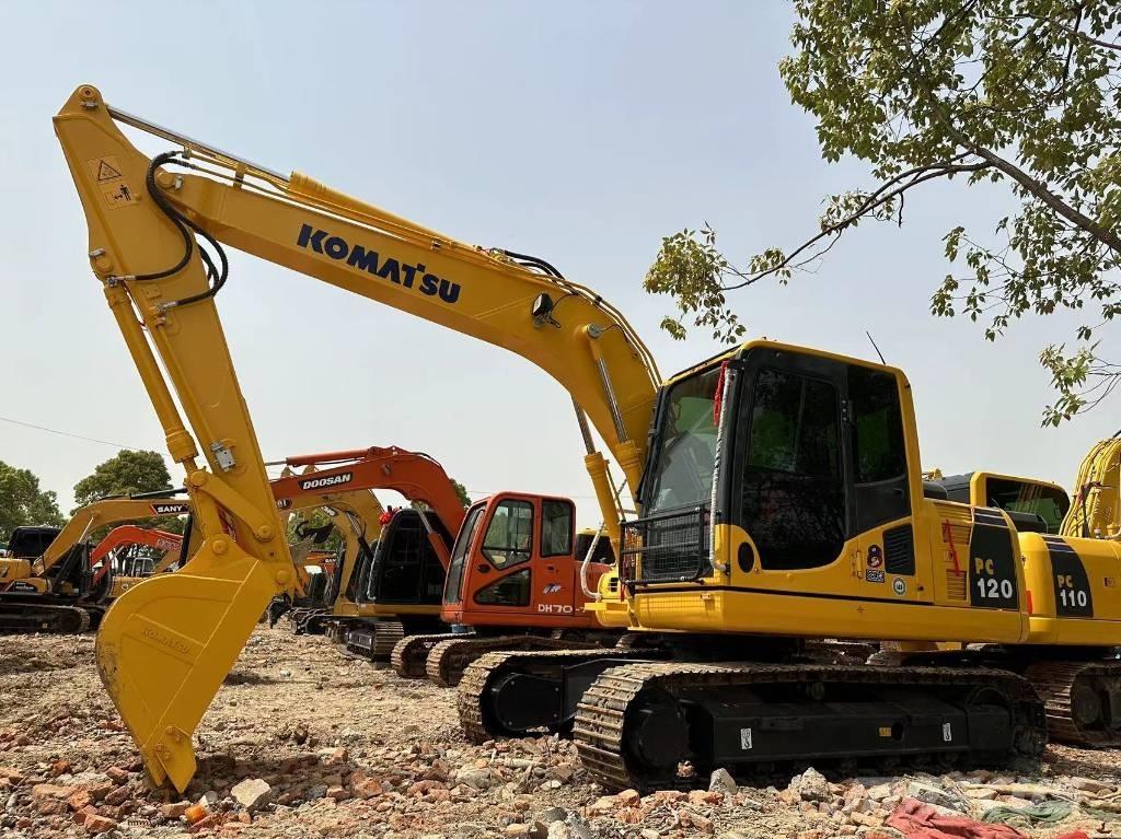 Komatsu PC 120 حفارات وسط 7 طن - 12 طن
