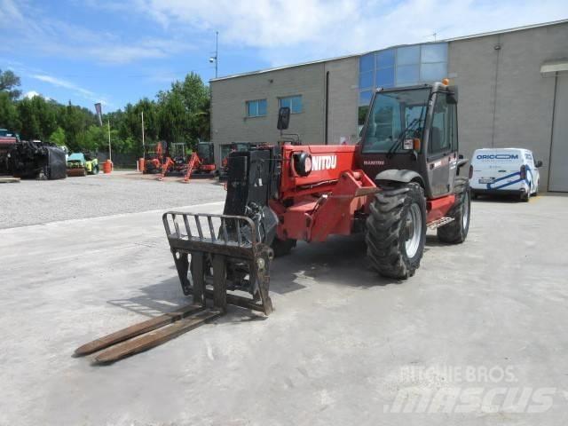 Manitou MT 1435 HSL مناولات متداخلة