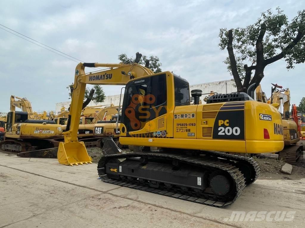 Komatsu PC 200 حفارات زحافة