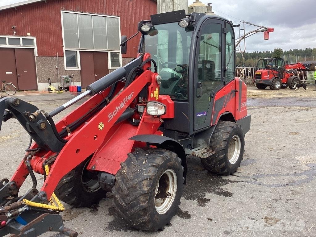 Schäffer 3550 لوادر متعددة الأغراض