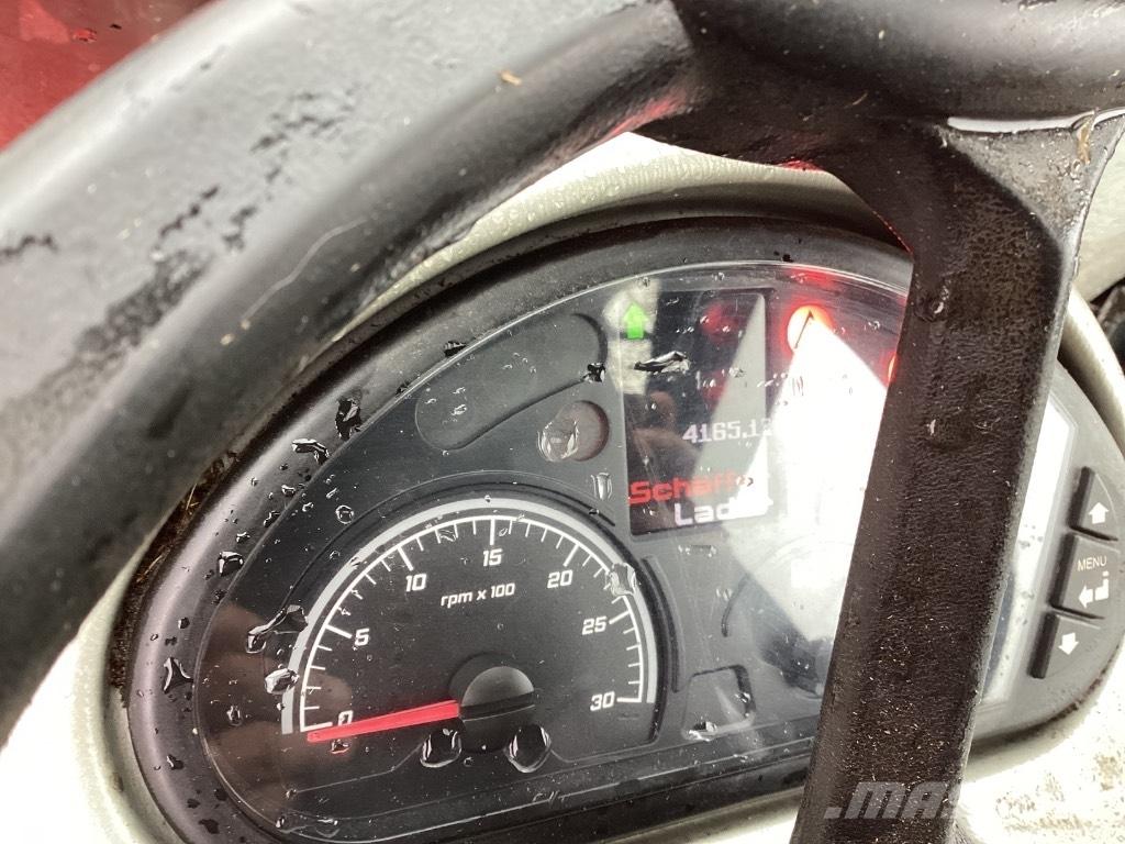 Schäffer 3550 لوادر متعددة الأغراض