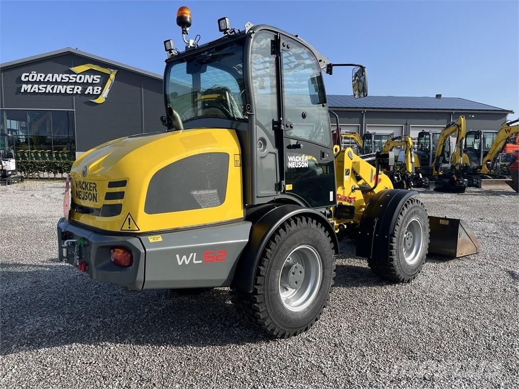 Wacker Neuson WL 52 لوادر بعجل