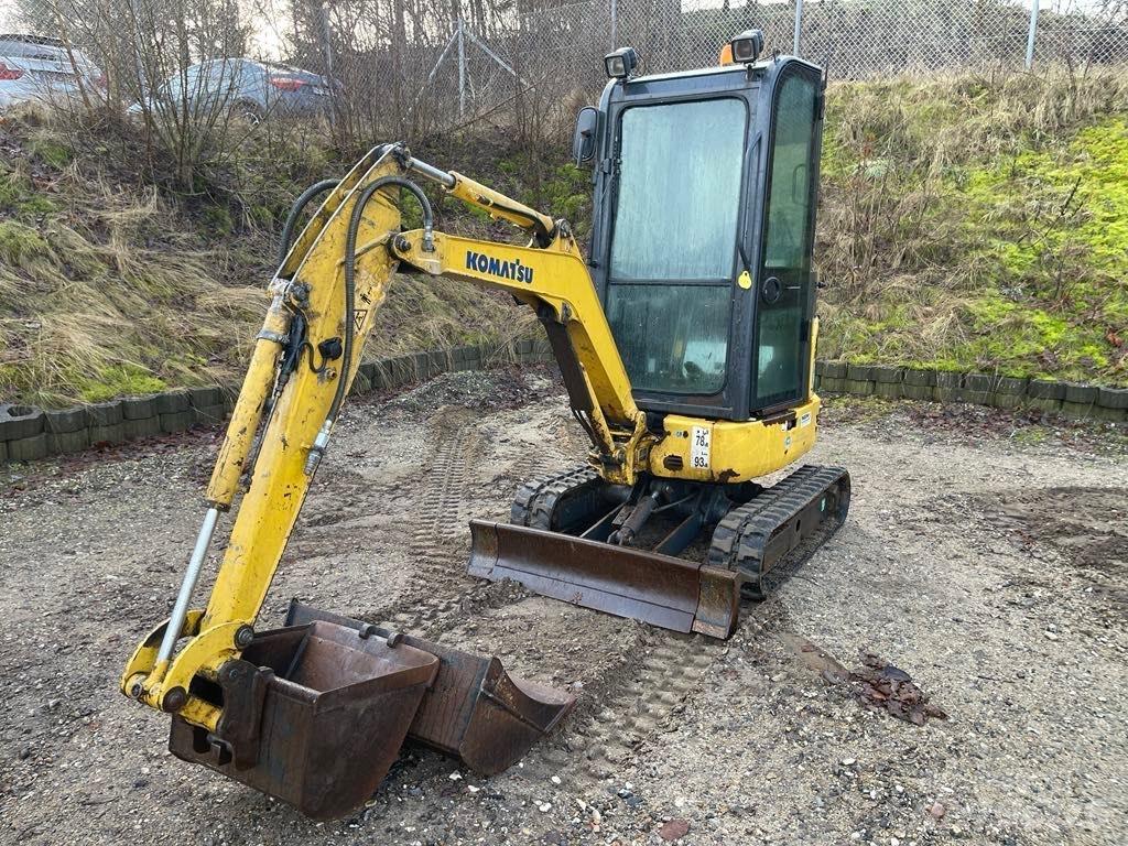 Komatsu PC 16 R-3HS حفارات صغيرة أقل من 7 طن (حفارات صغيرة)