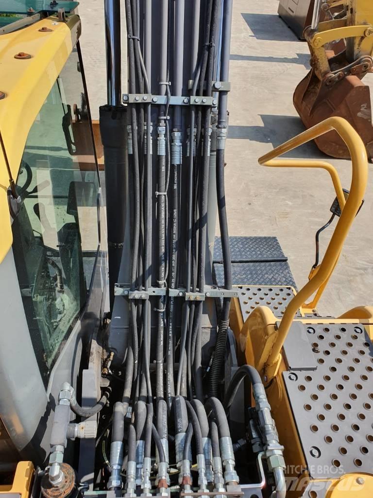 Volvo EW160C حفارات بعجل