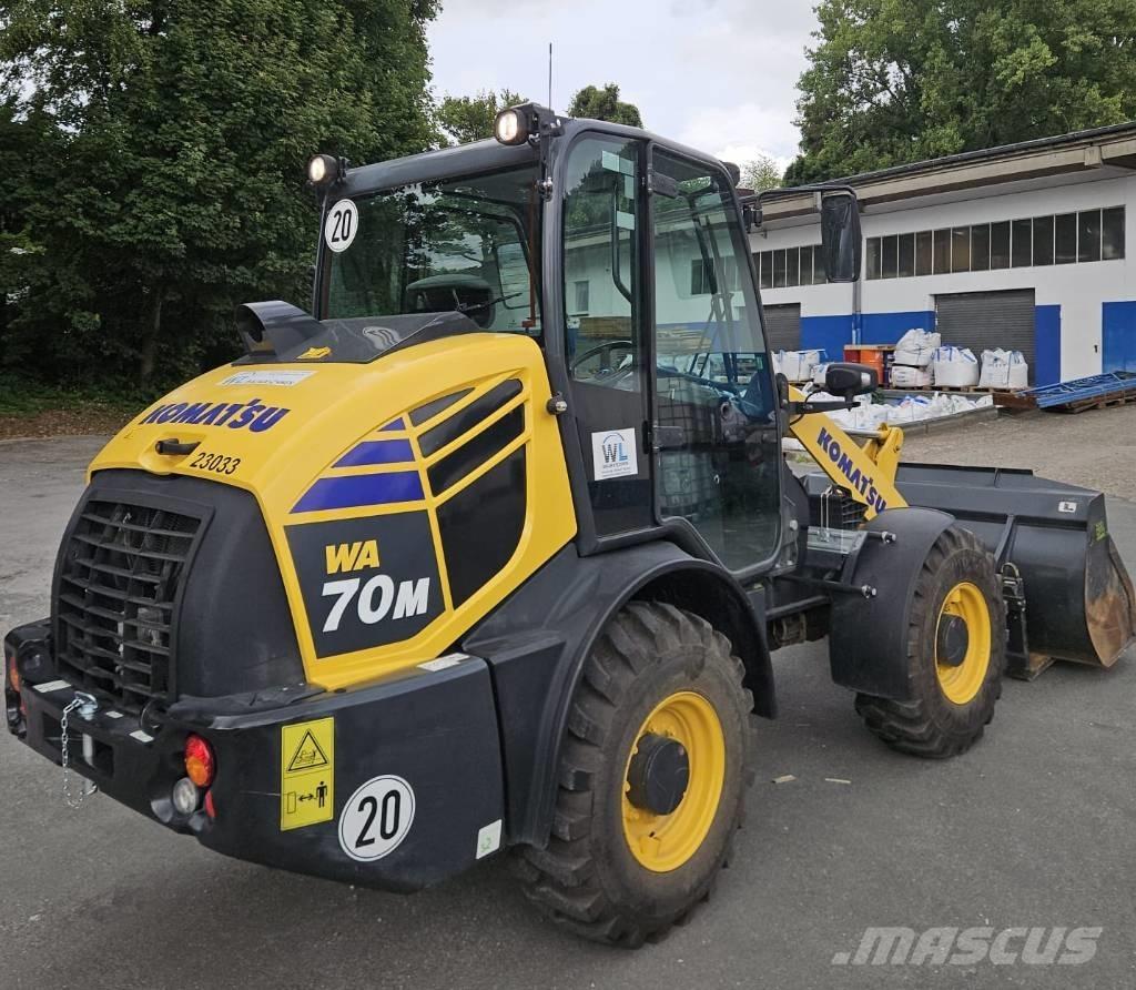 Komatsu WA 70 M-8 لوادر بعجل