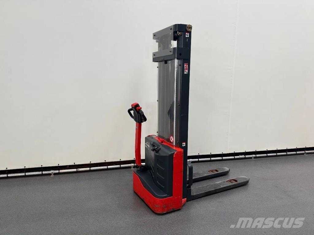 Linde ML 10 معدات التكديس الجوالة