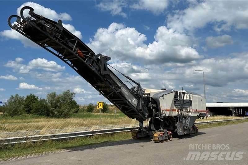 Wirtgen W210 شاحنات أخرى