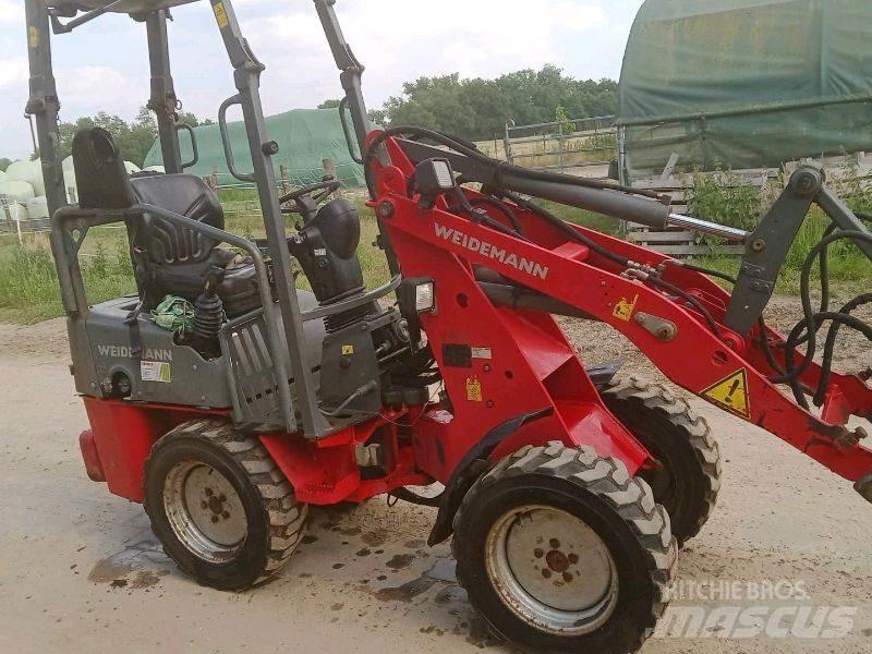 Weidemann 1140 لوادر انزلاقية التوجيه