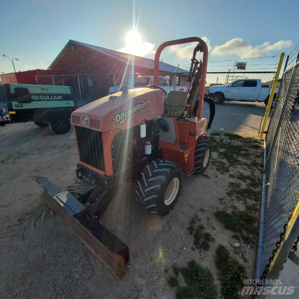 Ditch Witch RT 45 ماكينات حفر خنادق