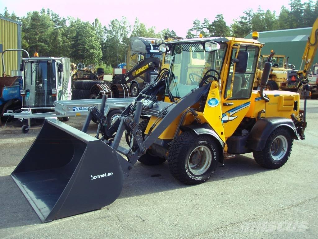 Wille 355 B لوادر بعجل