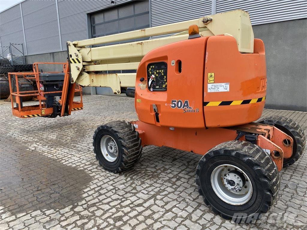JLG 450AJ رافعات سلة مفصلية