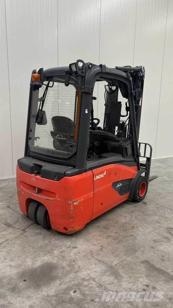 Linde E20L شاحنات ذات رافعات شوكية تعمل بالكهرباء